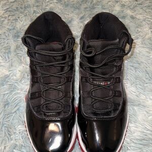 Like New Black and Red 11s Sneakers Size 11
